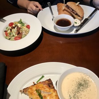 Stanford's - Crab artichoke sandwich and clam chowder - American Near Me - Seattle, Washington Stanford's - Crab artichoke sandwich and clam chowder - American Near Me - Seattle, Washington