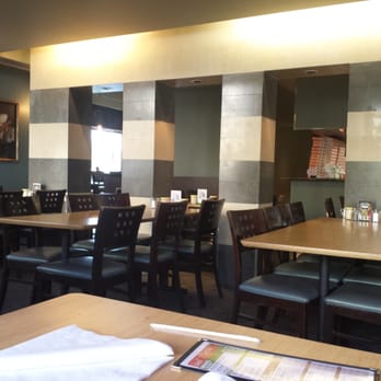 Al's Pizza - Dining area - Pizza Near Me - Jacksonville, Florida Al's Pizza - Dining area - Pizza Near Me - Jacksonville, Florida