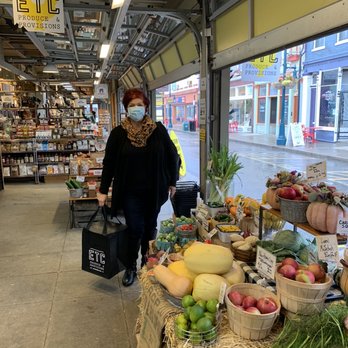 Findlay Market - Farmers Market Near Me - Cincinnati, Ohio