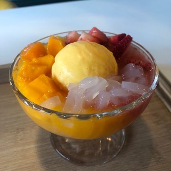 Mango Mango Dessert - A3. Strawberry Mango Juice Sago and Lychee Jelly with Mango Ice Cream - Desserts Near Me - Chicago, Illinois Mango Mango Dessert - A3. Strawberry Mango Juice Sago and Lychee Jelly with Mango Ice Cream - Desserts Near Me - Chicago, Illinois