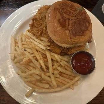 Whiskey Ridge - Texas Peach fried chicken sandwich - Whiskey Bars Near Me - Driftwood, Texas Whiskey Ridge - Texas Peach fried chicken sandwich - Whiskey Bars Near Me - Driftwood, Texas