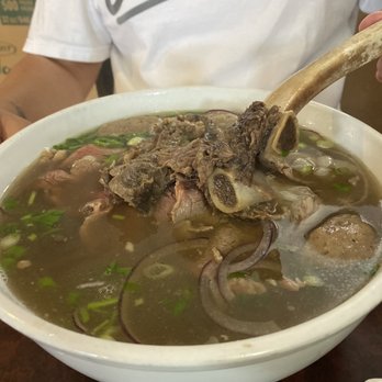 Ba Le Restaurant - Combination pho (pho dac biet) XL size - Vietnamese Near Me - Arlington, Texas