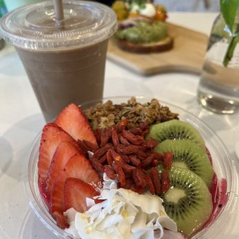 Toastique - Dragonberry açaí bowl and iced brew with almond butter - Coffee & Tea Near Me - Colorado Springs, Colorado Toastique - Dragonberry açaí bowl and iced brew with almond butter - Coffee & Tea Near Me - Colorado Springs, Colorado