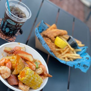 District Seafood - Seafood Near Me - Savannah, Georgia