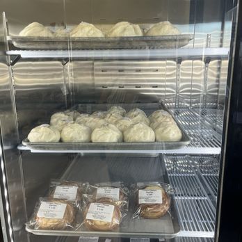 La Tour Bakehouse - Bakeries Near Me - Honolulu, Hawaii