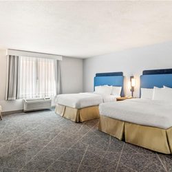 Hampton Inn & Suites Merced - Guest room