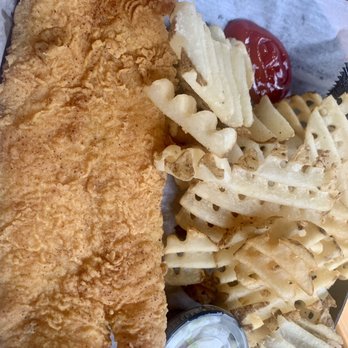 Ernst Cafe - Crispy Gulf Fish Platter - Cajun/Creole Near Me - New Orleans, Louisiana Ernst Cafe - Crispy Gulf Fish Platter - Cajun/Creole Near Me - New Orleans, Louisiana