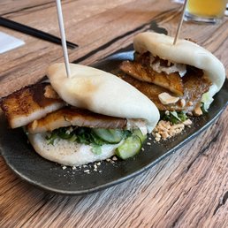 Taiwanese chashu bao / 豬肉卦包 Taiwanese chashu bao / 豬肉卦包
