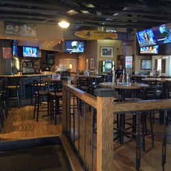 Johnny's Tavern - Bar Area