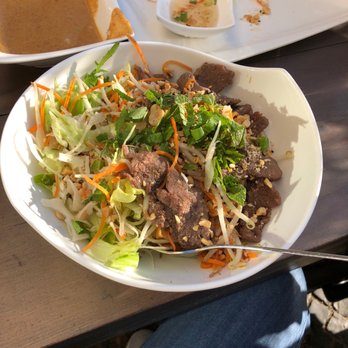lila - Vietnamese Near Me - Berlin, BE