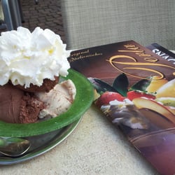 Eiscafe la perla - Eis zum Feierabend
