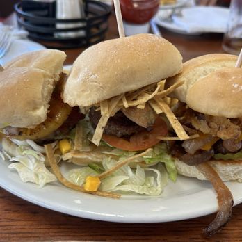 Tycoon Flats - 3 slider sampler - American Near Me - San Antonio, Texas Tycoon Flats - 3 slider sampler - American Near Me - San Antonio, Texas