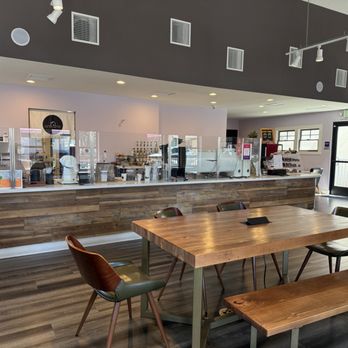 525 COFFEE CO. - Front counter - Coffee & Tea Near Me - Fullerton, California
