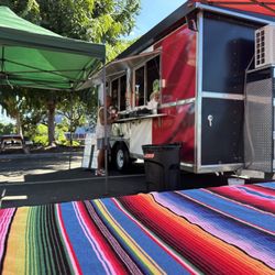 Califas Mexican Food - Outside of truck in Home Depot parking lot
