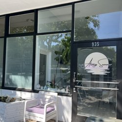 Always Summer - Exterior with our logo on door. Can't miss us!