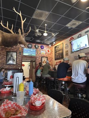 MEAT Eatery And Taproom by null