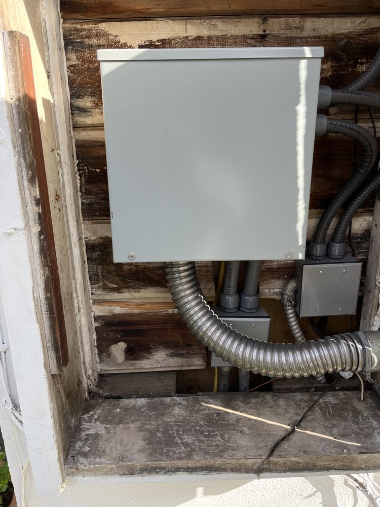 Slide of Silicon Valley Electricians