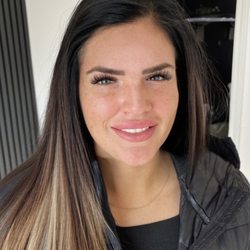 Jennifer Mohr Microblading