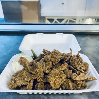 Earthly Plant Based Eatery - Southern Fried Oyster Mushrooms - Vegan Near Me - Las Vegas, Nevada Earthly Plant Based Eatery - Southern Fried Oyster Mushrooms - Vegan Near Me - Las Vegas, Nevada