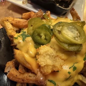 Sharps Roasthouse - Pulled pork fries - American Near Me - SeaTac, Washington Sharps Roasthouse - Pulled pork fries - American Near Me - SeaTac, Washington