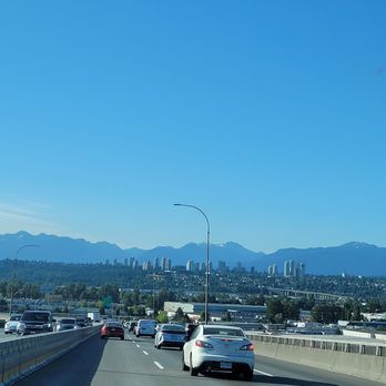 Alex Fraser Bridge - Landmarks & Historical Buildings Near Me - Delta, British Columbia