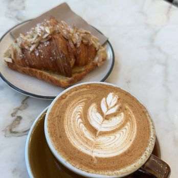 Avva Coffee - Coffee & Tea Near Me - Beverly Hills, California