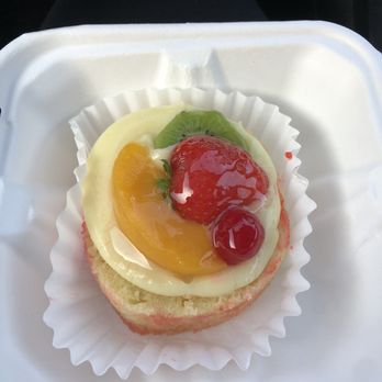 Celeste Bakery - The most beautiful and DELICIOUS sponge cake with custard and fruit on top - Bakeries Near Me - Riverhead, New York