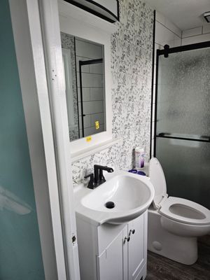 Larry Ross OldSchool Handyman Service Logo