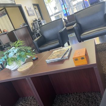 Bobby Grich - The waiting room at Chapman Auto Repair - Auto Repair Near Me - Orange, California Bobby Grich - The waiting room at Chapman Auto Repair - Auto Repair Near Me - Orange, California