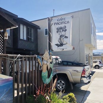 Cafe Pacifica - Outside - Coffee & Tea Near Me - Pacifica, California