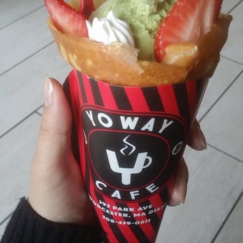Yoway Cafe & Frozen Yogurt - Loaded with strawberry slices, banana, a bit of nutella, and green tea ice cream. - Bubble Tea Near Me - Worcester, Massachusetts Yoway Cafe & Frozen Yogurt - Loaded with strawberry slices, banana, a bit of nutella, and green tea ice cream. - Bubble Tea Near Me - Worcester, Massachusetts