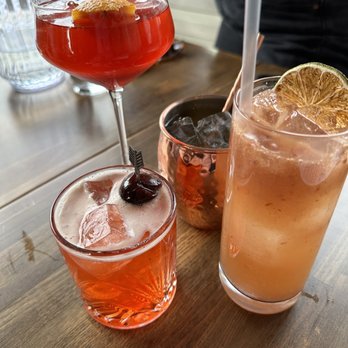 Lupo Rosso - Pizza Near Me - Long Island City, New York