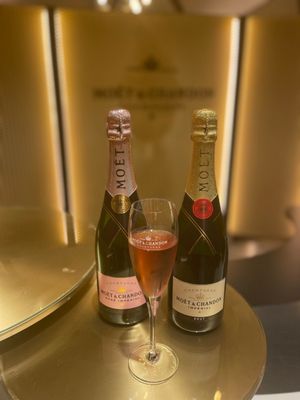 Moët et Chandon by null
