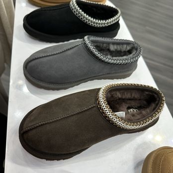 Metromix - UGG TASMAN - Shoe Stores Near Me - Edgewater, New Jersey