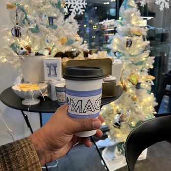 Magpie Coffeeshop - Hot coffee and Christmas Spirit - Cafes Near Me - Eugene, Oregon Magpie Coffeeshop - Hot coffee and Christmas Spirit - Cafes Near Me - Eugene, Oregon