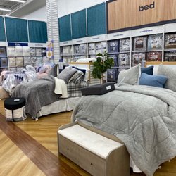 Bed Bath & Beyond - Bedding