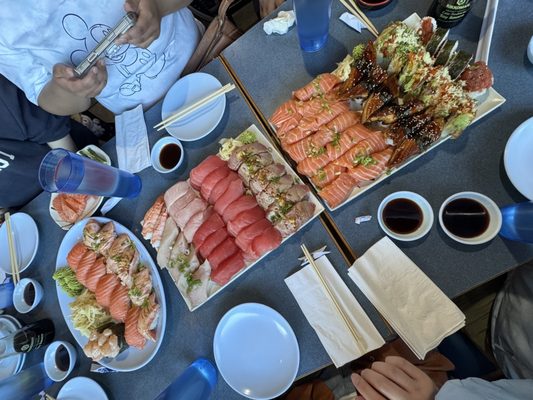 Saburos | Sushi House Restaurant by null