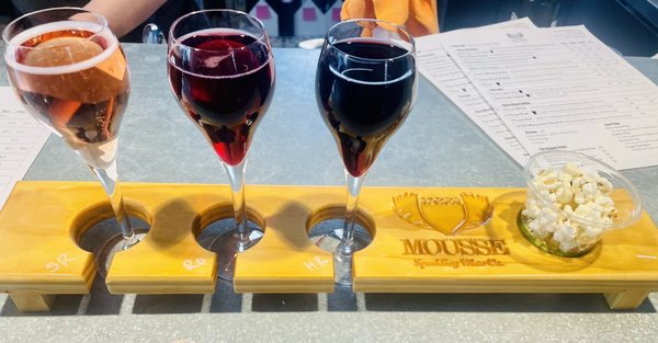 Mousse Sparkling Wine Co. by null