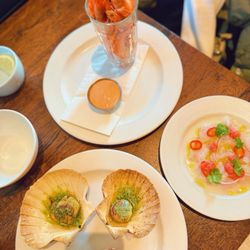 Wright Brothers Spitalfields - Prawns, scallops, and ceviceh