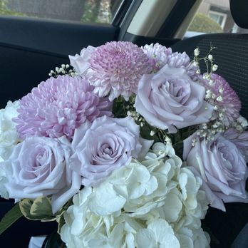 Bloomers Flowers & Gifts - Florists Near Me - Campbell, California