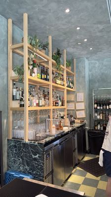 Burle's Bar by null