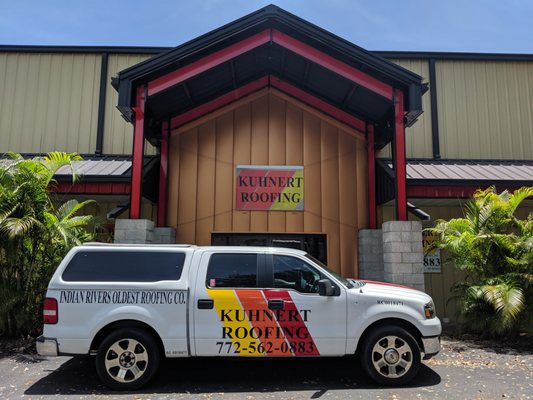 Kuhnert Roofing Logo