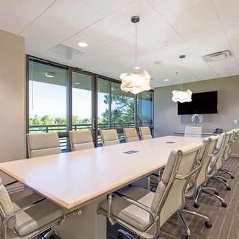 Premier Workspaces - Large Conference Room - Shared Office Spaces Near Me - Phoenix, Arizona