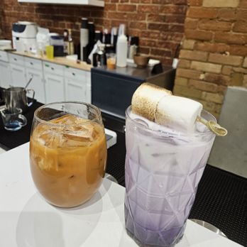 Plearn Cafe - Coffee & Tea Near Me - Toronto, Ontario