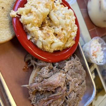 Railroad Bbq - Pulled pork and Mac and cheese - Barbeque Near Me - Columbia, South Carolina