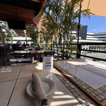 Gio Cucina Napoletana - Italian Near Me - Encino, California