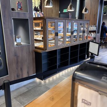 Black Lion Cafe - Cafes Near Me - Silver Spring, Maryland