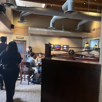 Red Lobster - Corner Dining Area - Seafood Near Me - Riverside, California Red Lobster - Corner Dining Area - Seafood Near Me - Riverside, California