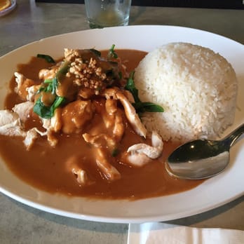 Thai Canteen - 11. Praramrong Song with Chicken: choice of meat curried peanut sauce served over steamed spinach - Thai Near Me - Davis, California Thai Canteen - 11. Praramrong Song with Chicken: choice of meat curried peanut sauce served over steamed spinach - Thai Near Me - Davis, California