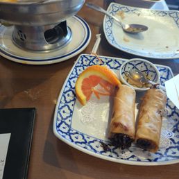 It had no chance. Egg rolls. Shrimp Tom Yum and Pad Se Yew.